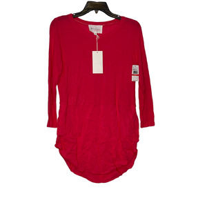 Turo By Vince Camuto Womens Top Size XS Red Guava Fruit Blouse Rayon Pullover‎